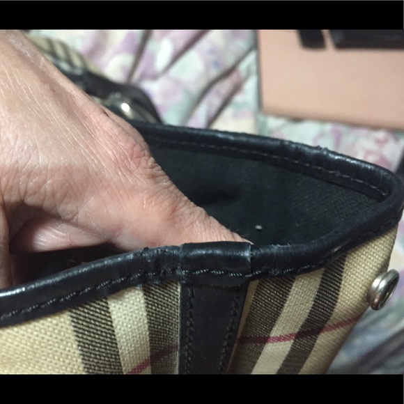 Burberry tote - Picture 14 of 16
